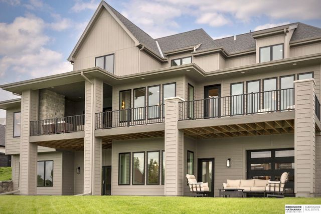 11819 N 173rd Circle, Bennington, NE 68007