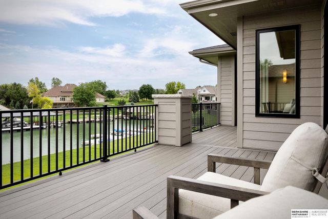 11819 N 173rd Circle, Bennington, NE 68007