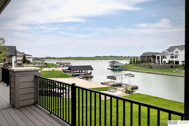 11819 N 173rd Circle, Bennington, NE 68007