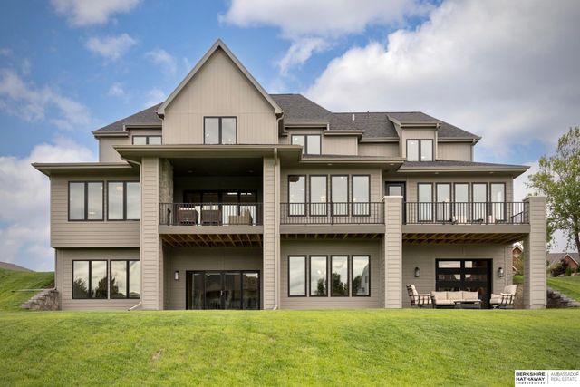 11819 N 173rd Circle, Bennington, NE 68007