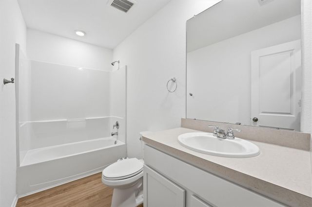 213 Rustic Ridge Circle, Magnolia, TX 77354