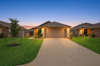 213 Rustic Ridge Circle, Magnolia, TX 77354