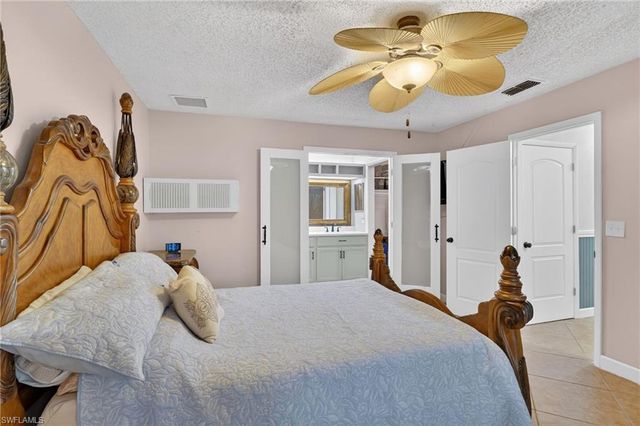 17313 Birchwood LN, Fort Myers, FL 33908