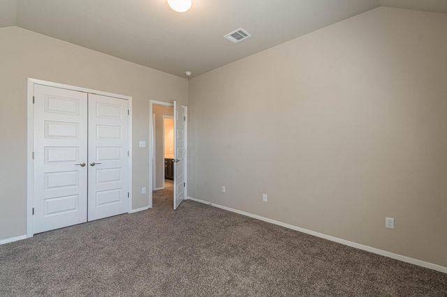 141 White Dunes DR, Maxwell, TX 78656