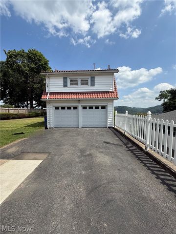 400 Thompson Avenue, East Liverpool, OH 43920