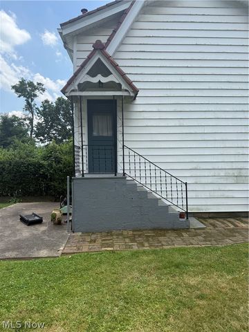 400 Thompson Avenue, East Liverpool, OH 43920