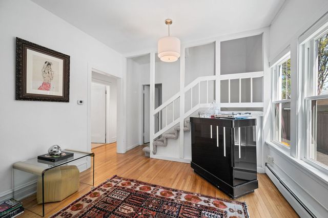 937 Pleasant Avenue, Highland Park, IL 60035
