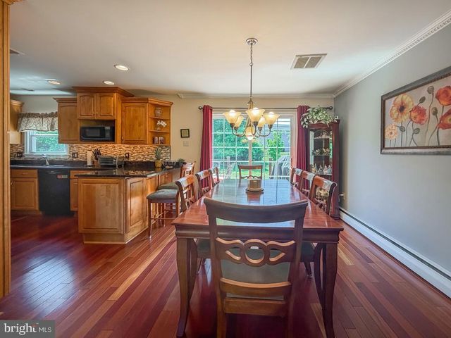 925 BIG OAK RD, Yardley, PA 19067