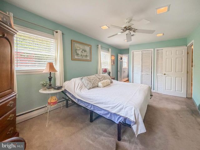 925 BIG OAK RD, Yardley, PA 19067