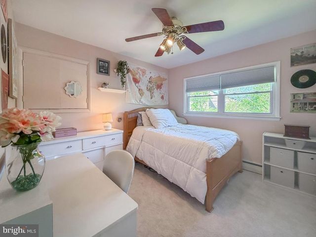 925 BIG OAK RD, Yardley, PA 19067