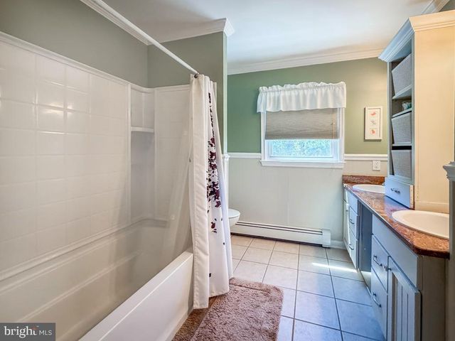 925 BIG OAK RD, Yardley, PA 19067