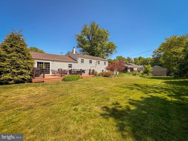 925 BIG OAK RD, Yardley, PA 19067