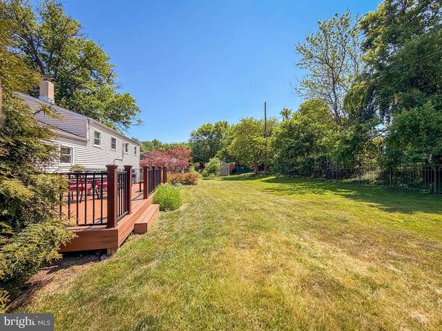 925 BIG OAK RD, Yardley, PA 19067