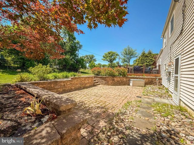 925 BIG OAK RD, Yardley, PA 19067