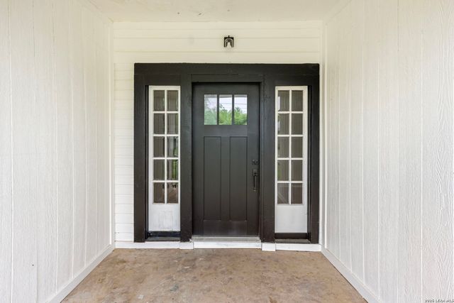 502 Ross St, Kerrville, TX 78028