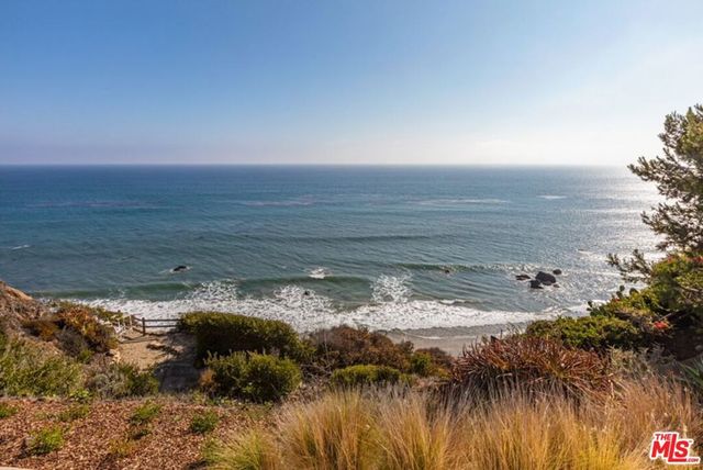 32554 Pacific Coast Highway, Malibu, CA 90265