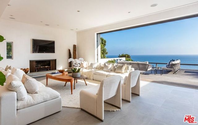 32554 Pacific Coast Highway, Malibu, CA 90265