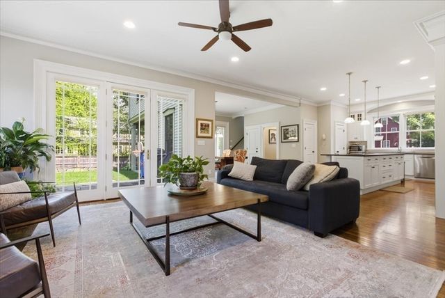 7 Locust Ave, Lexington, MA 02421