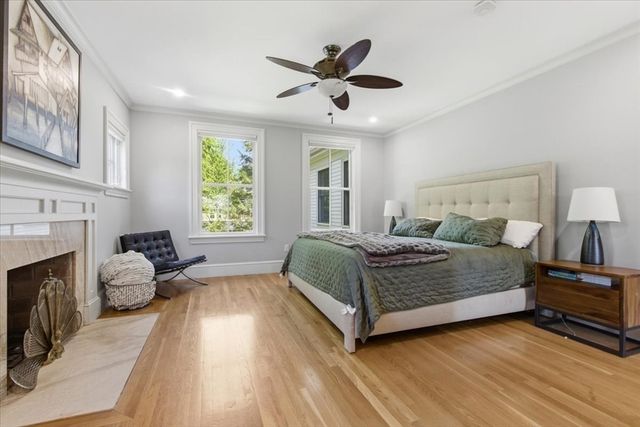 7 Locust Ave, Lexington, MA 02421