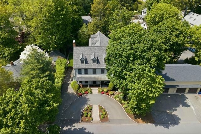 7 Locust Ave, Lexington, MA 02421