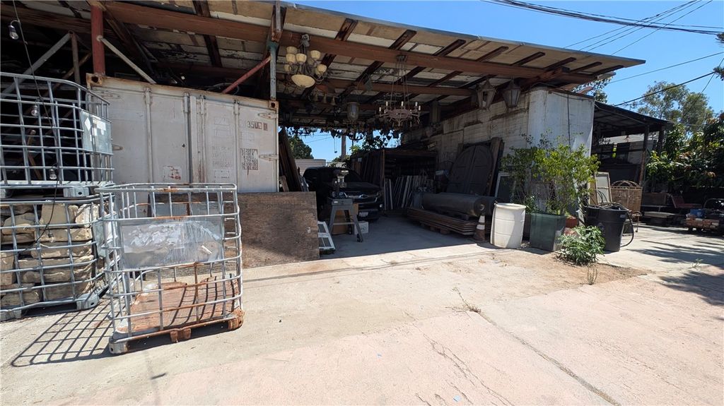 1120 S Boyle, Los Angeles, CA 90023 — photo 4