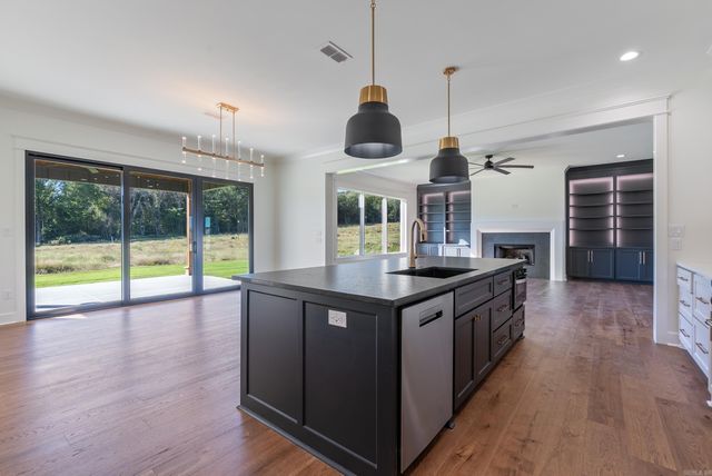 1635 Southwinds Drive, Conway, AR 72034