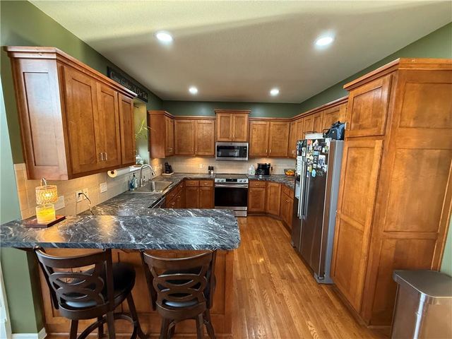 4303 Leighton Court, St Joseph, MO 64506