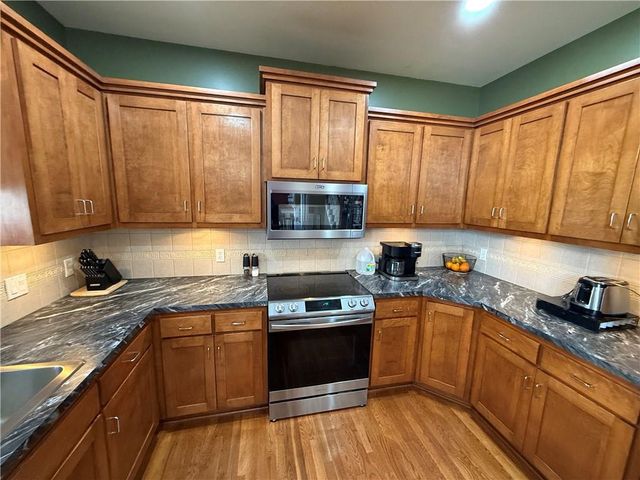 4303 Leighton Court, St Joseph, MO 64506