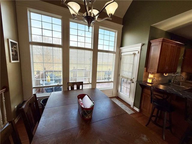 4303 Leighton Court, St Joseph, MO 64506