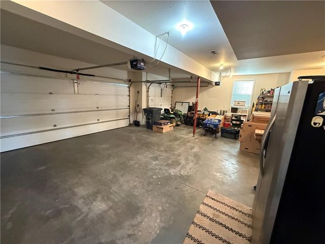 4303 Leighton Court, St Joseph, MO 64506