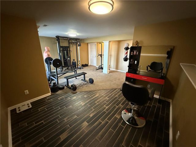 4303 Leighton Court, St Joseph, MO 64506