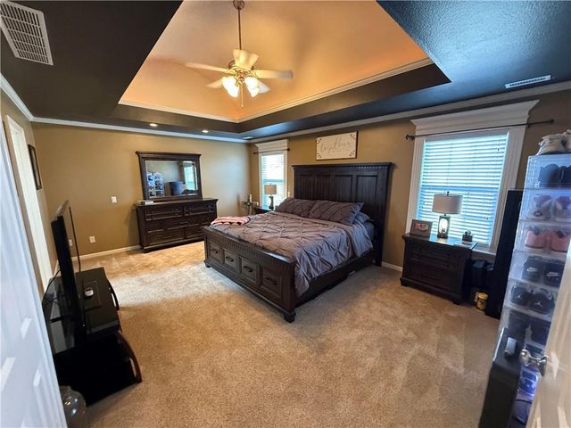 4303 Leighton Court, St Joseph, MO 64506