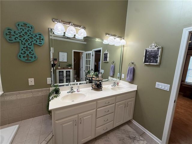 4303 Leighton Court, St Joseph, MO 64506