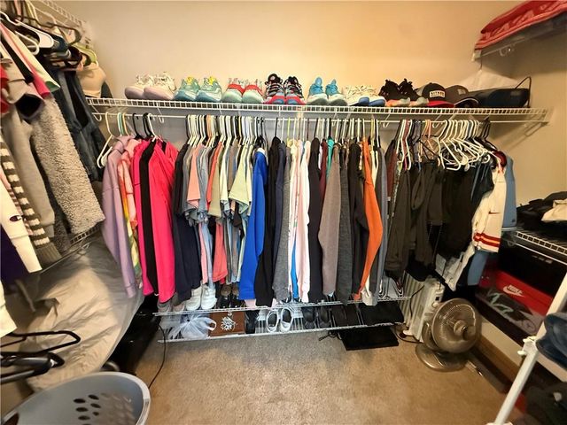 4303 Leighton Court, St Joseph, MO 64506