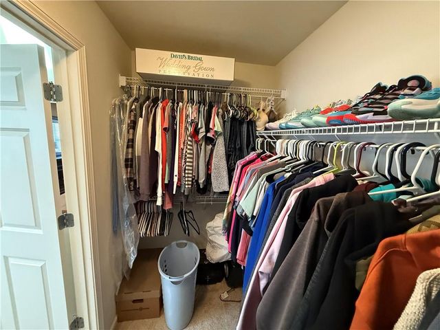 4303 Leighton Court, St Joseph, MO 64506