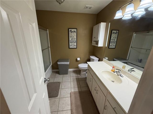 4303 Leighton Court, St Joseph, MO 64506