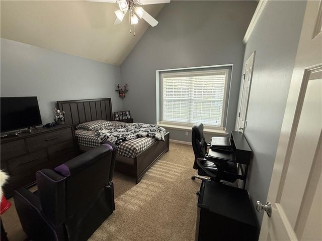 4303 Leighton Court, St Joseph, MO 64506