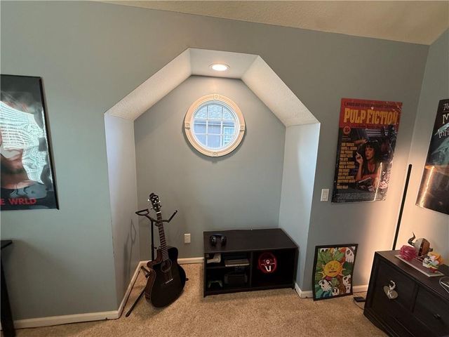 4303 Leighton Court, St Joseph, MO 64506