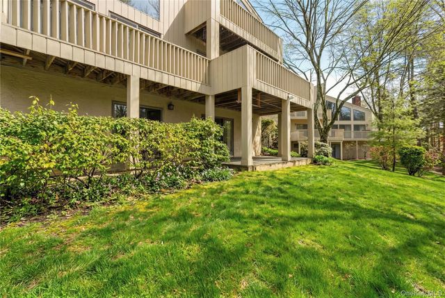 8 Talcott Road, Rye Brook, NY 10573