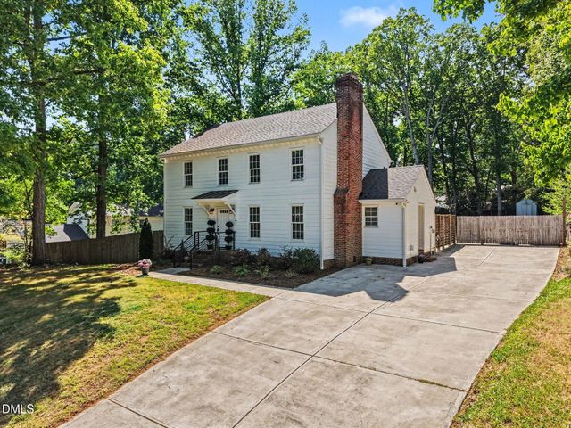 5605 Knollwood Road, Raleigh, NC 27609