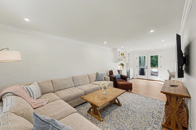 5605 Knollwood Road, Raleigh, NC 27609