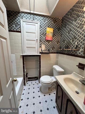 7415 TORRESDALE AVE, Philadelphia, PA 19136