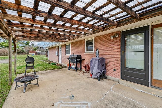 4512 Sydenham Road, Englewood, OH 45322