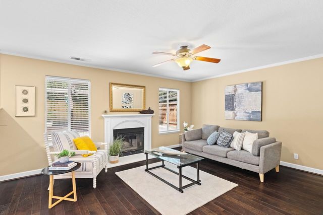 1555 Monterey Ct, Tracy, CA 95376