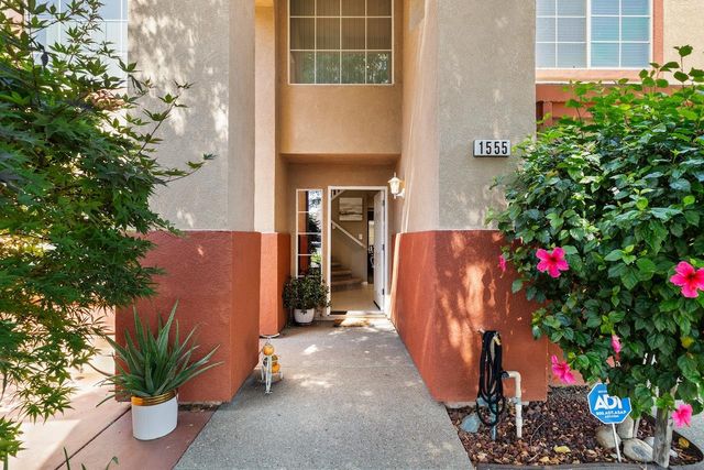 1555 Monterey Ct, Tracy, CA 95376