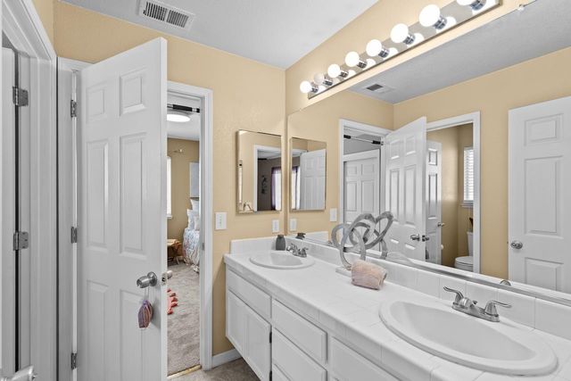 1555 Monterey Ct, Tracy, CA 95376