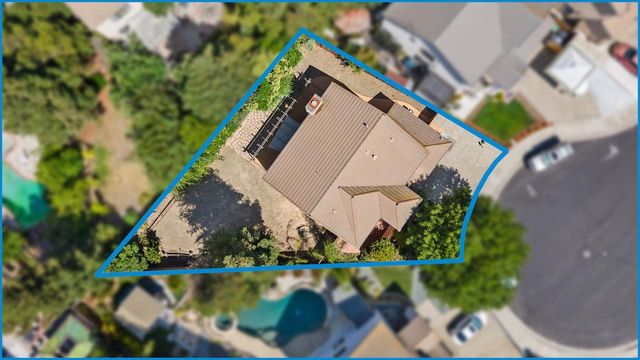 1555 Monterey Ct, Tracy, CA 95376