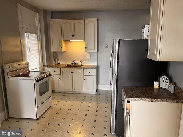 244 - 246 N MARKET ST, Elizabethtown, PA 17022