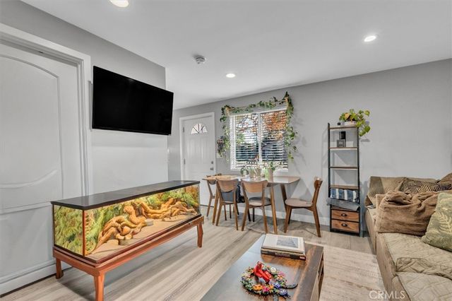 17371 Willard, Northridge, CA 91325
