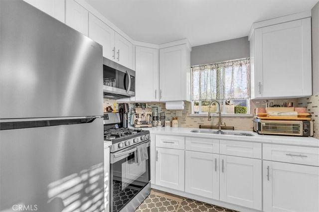 17371 Willard, Northridge, CA 91325